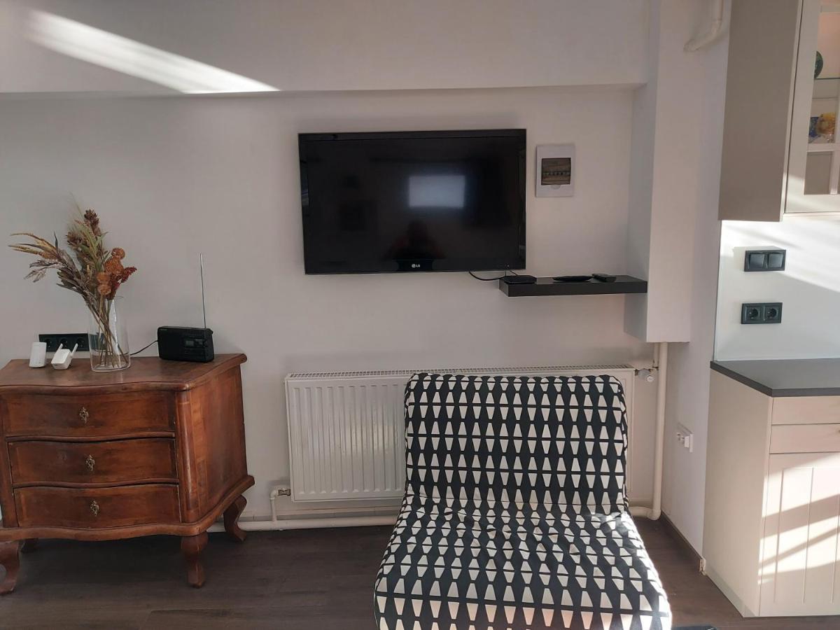 2+2Szemelyes Apartman Kerttel Lägenhet Székesfehérvár Exteriör bild